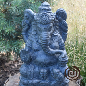 Ganesha - socha z drceného lávového kamene patinovaná